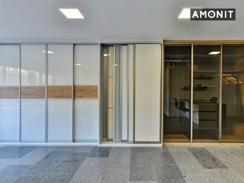 Průvodce materiály pro vestavěné skříně: od lamina po dýhu